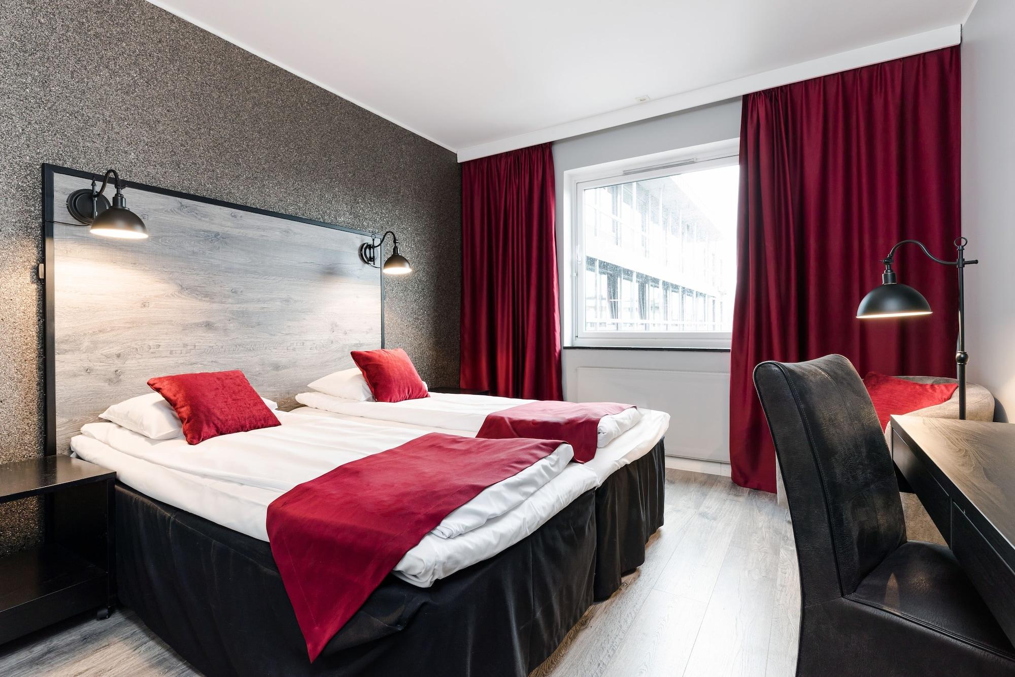 Hotel Klubben Тёнсберг Экстерьер фото