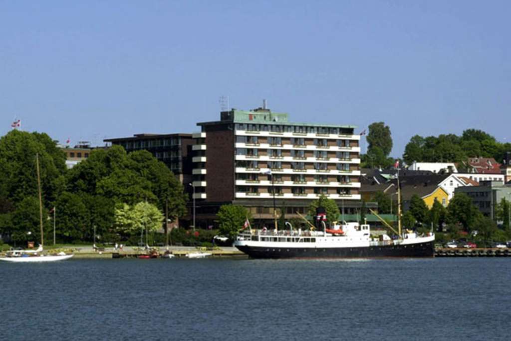 Hotel Klubben Тёнсберг Экстерьер фото